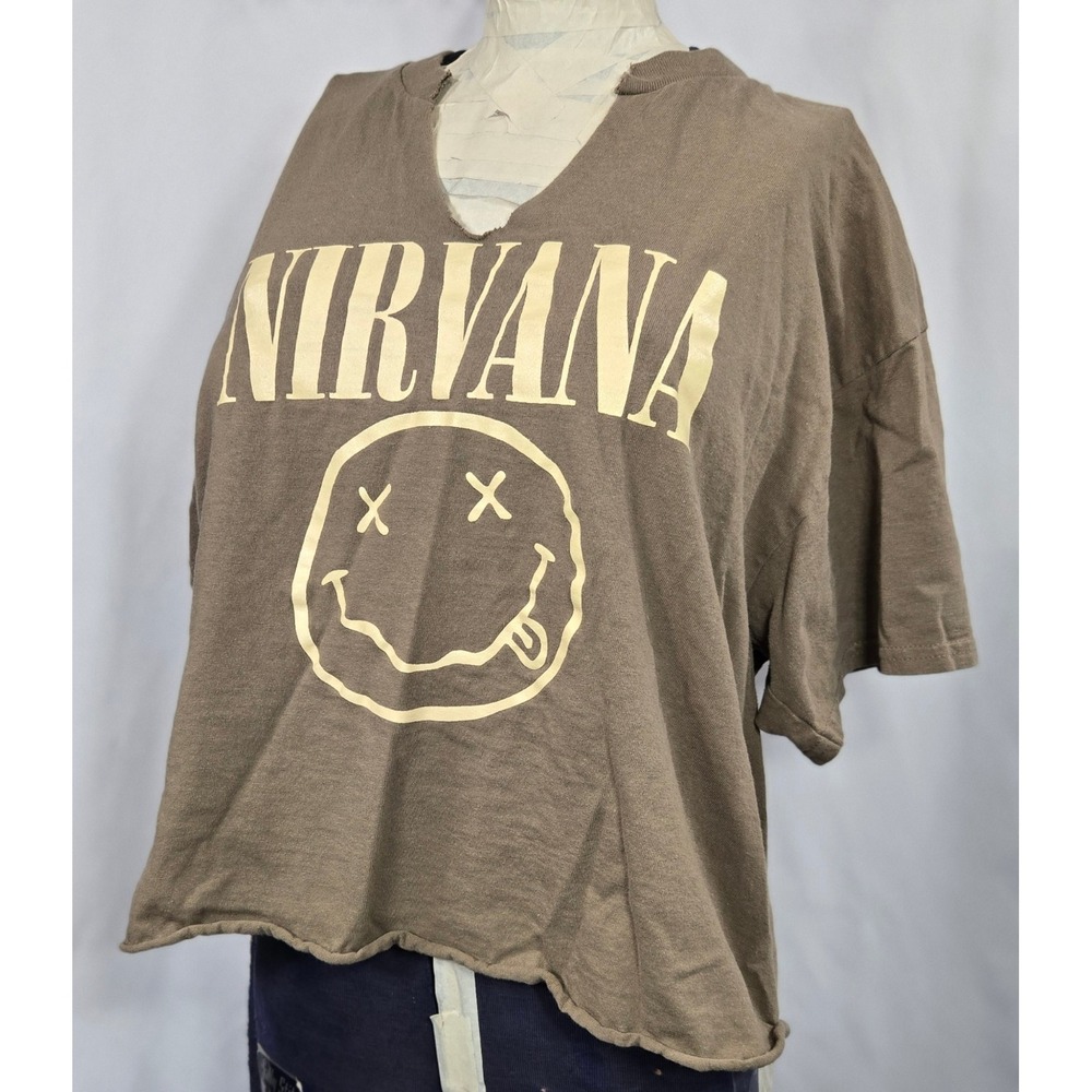 Nirvana Graphic T Shirt Gildan Brown Smiley Face Cropped‎ Top V Neck Tee Grunge